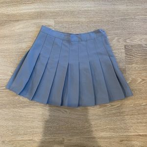 Gray pleated tennis skirt